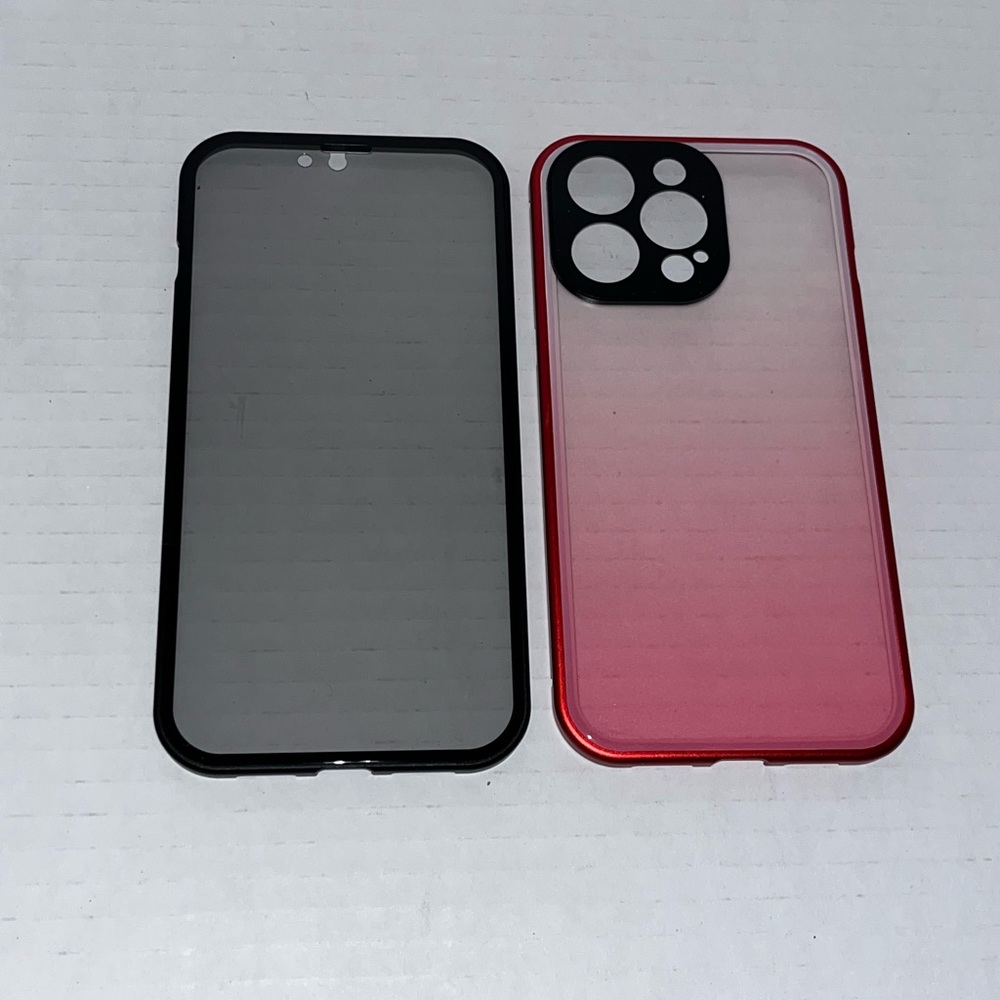 Magnetic iPhone 13 Pro tempered glass case with privacy screen